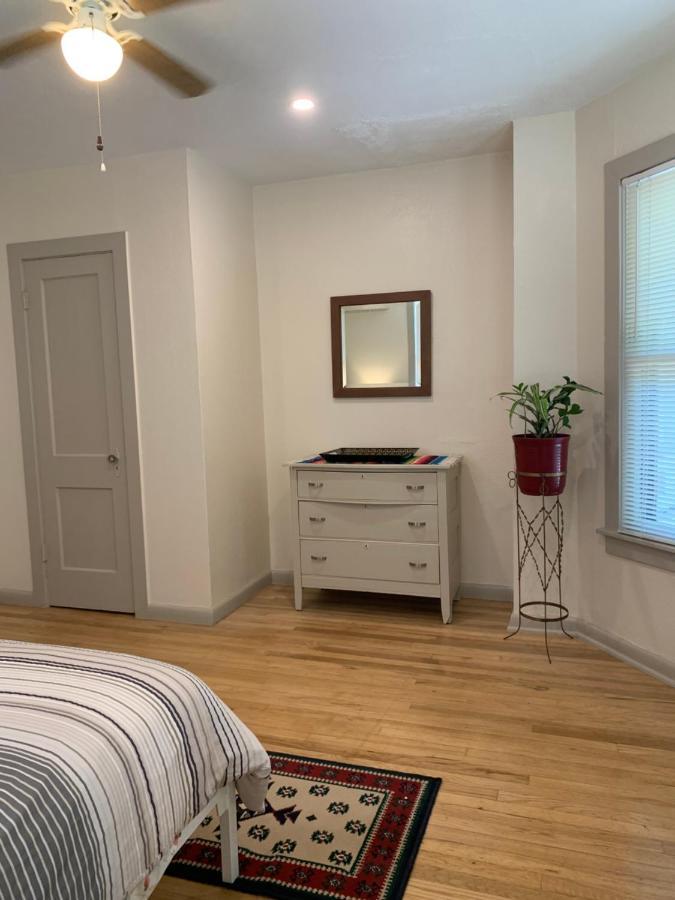 125-#4 Downtown Cozy Upstairs One Bedroom Apt San Antonio Ngoại thất bức ảnh