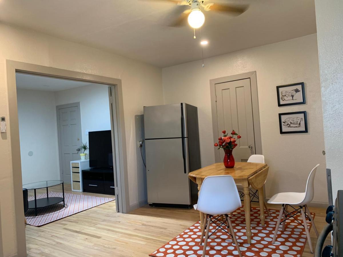 125-#4 Downtown Cozy Upstairs One Bedroom Apt San Antonio Ngoại thất bức ảnh